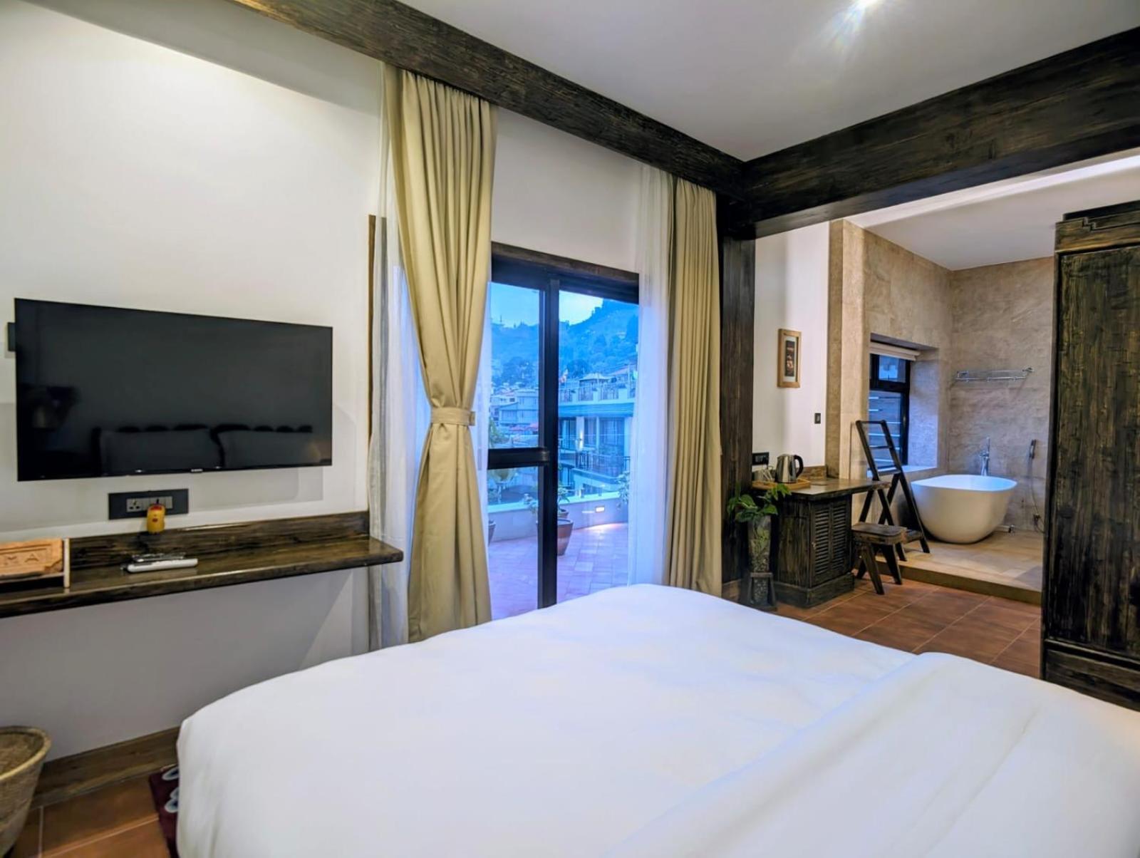 Uma Residence And Suites Kathmandu Exterior photo